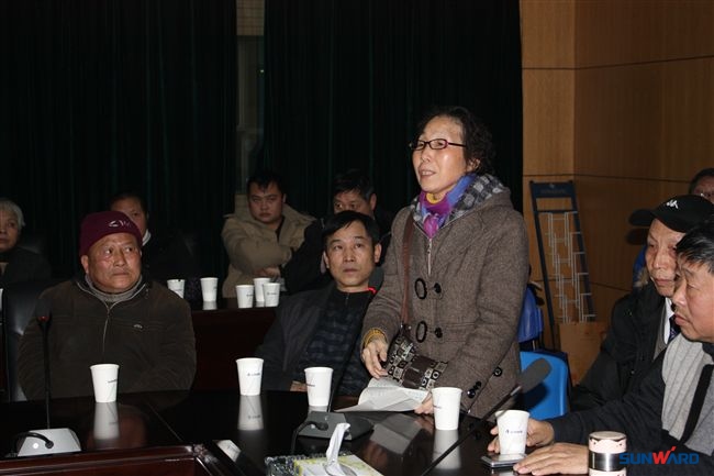 情暖湖湘，beat365官网关爱困难老知青慰问金年前发放