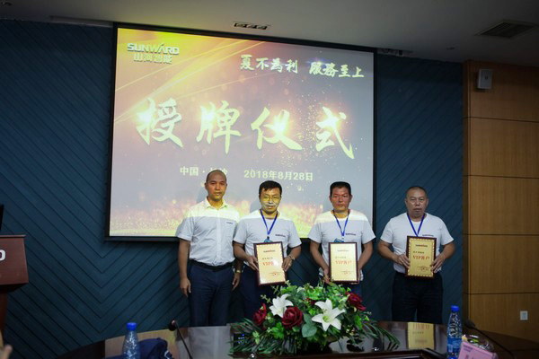 500多名挖掘机用户实地考察，为beat365官网点赞！
