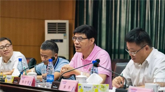 广州市国资委党委书记、主任陈浩钿莅临beat365官网考察指导