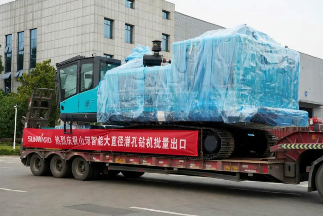 beat365官网大孔径凿岩设备批量出口中东