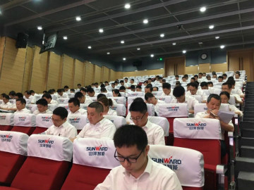赋能 | 2020年度第一期beat365官网大讲堂开课