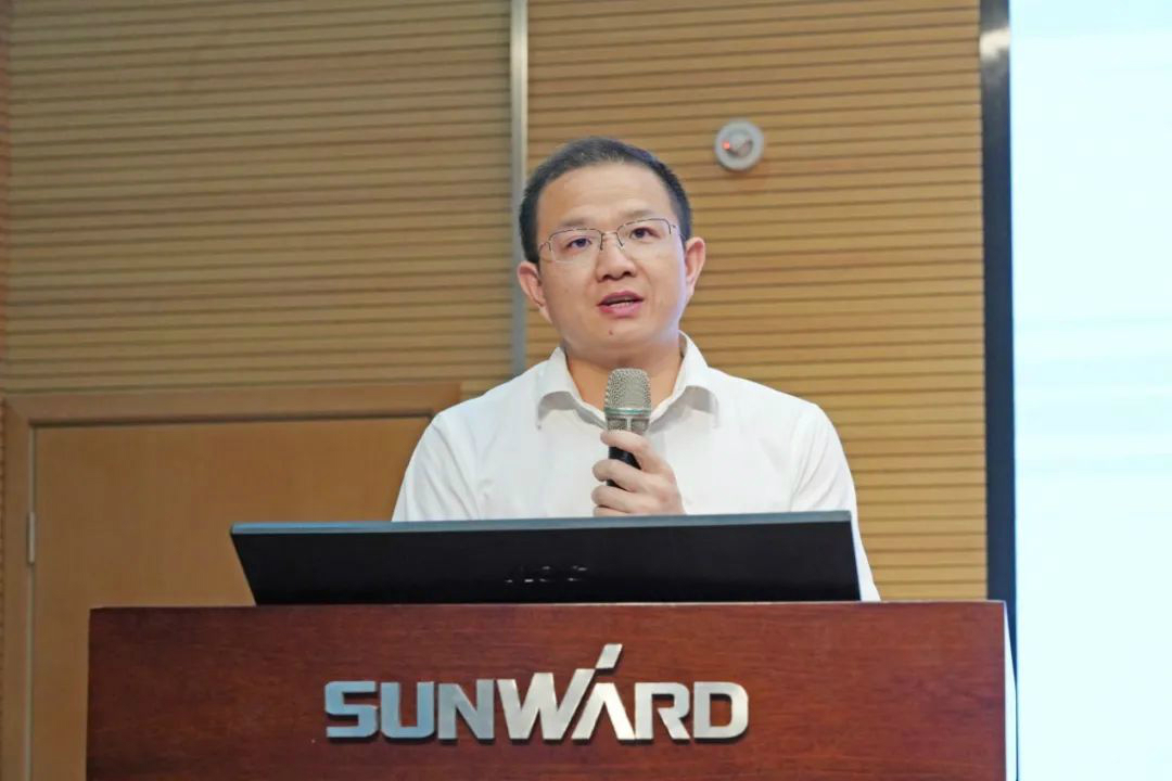 传承革命先烈精神，双促双融助力发展——beat365官网、市疾控中心联合开展主题党日活动
