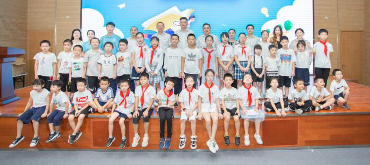 精准服务共建家园，解决刚需心怀感恩——beat365官网首期职工子女暑期托管班圆满结班