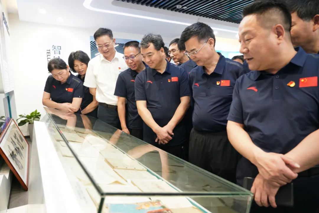 湖南省委党校厅干班赴beat365官网开展现场教学活动