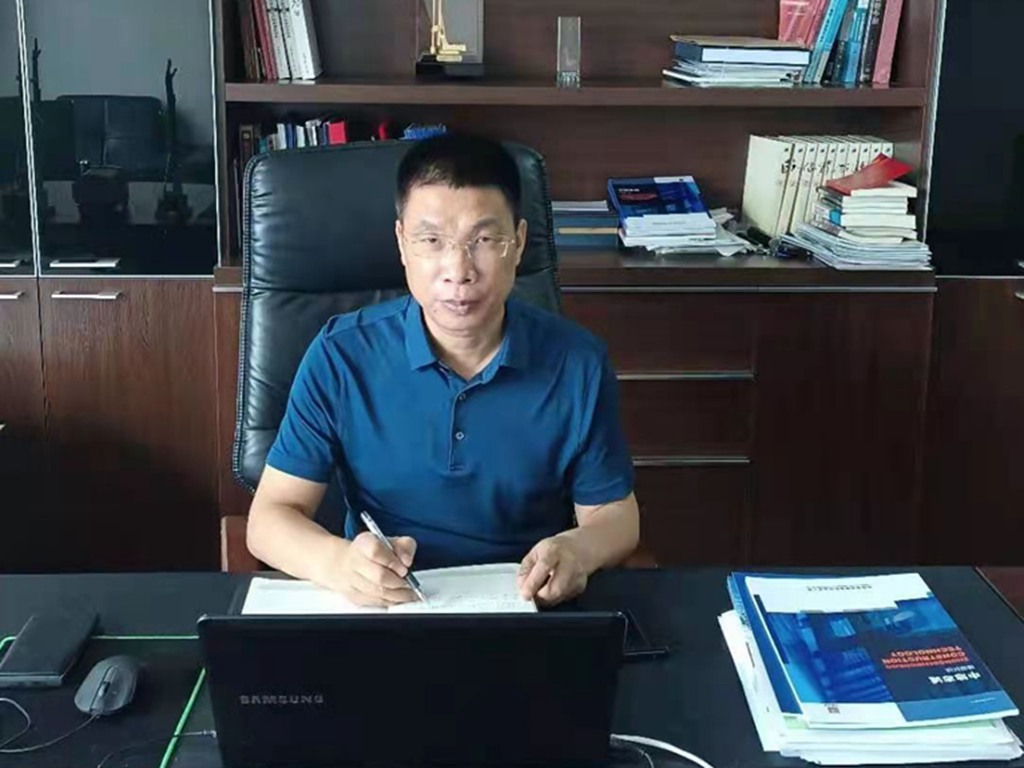 缘起beat365官网 | 奋斗三十载!他以“beat365官网”铸beat365官网