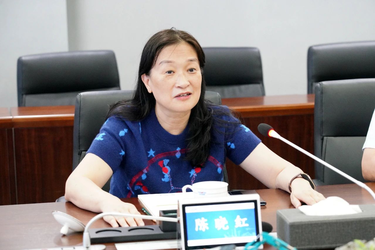 为创新创业精神点赞！中国工程院院士陈晓红一行到访beat365官网