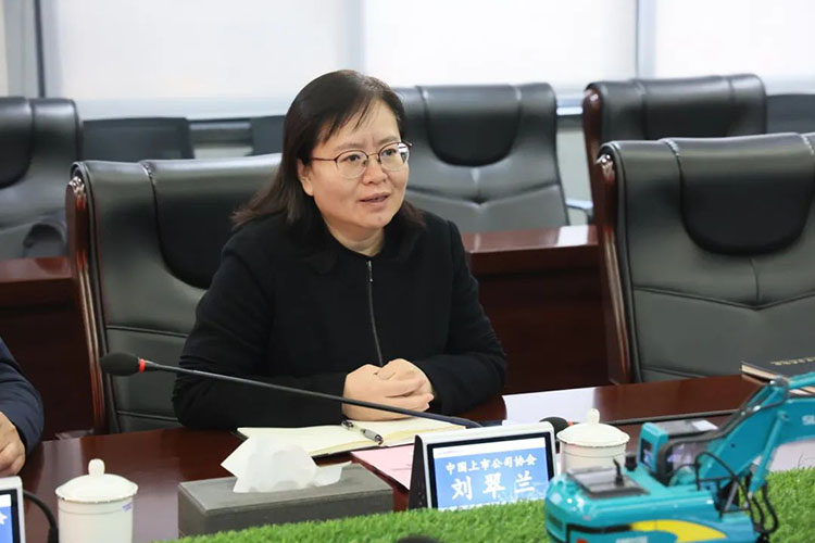 中国上市公司协会党委委员、副秘书长刘翠兰一行调研beat365官网