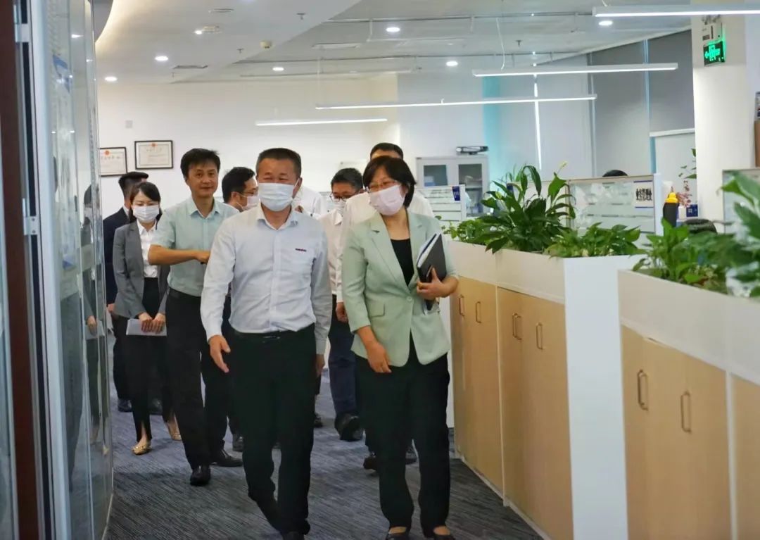 beat365官网总经理夏志宏带队赴中国信保湖南分公司拜访交流