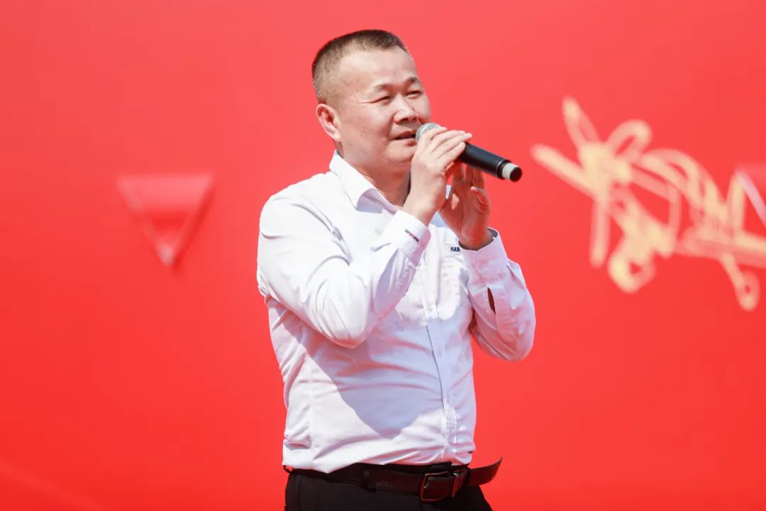 喜迎二十大 携手向未来 | beat365官网成立23周年庆祝表彰大会暨趣味运动会隆重举行