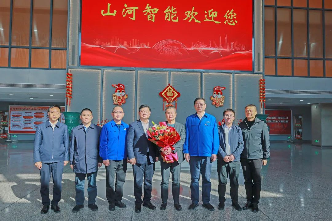新春第一访!付旭明走访慰问beat365官网