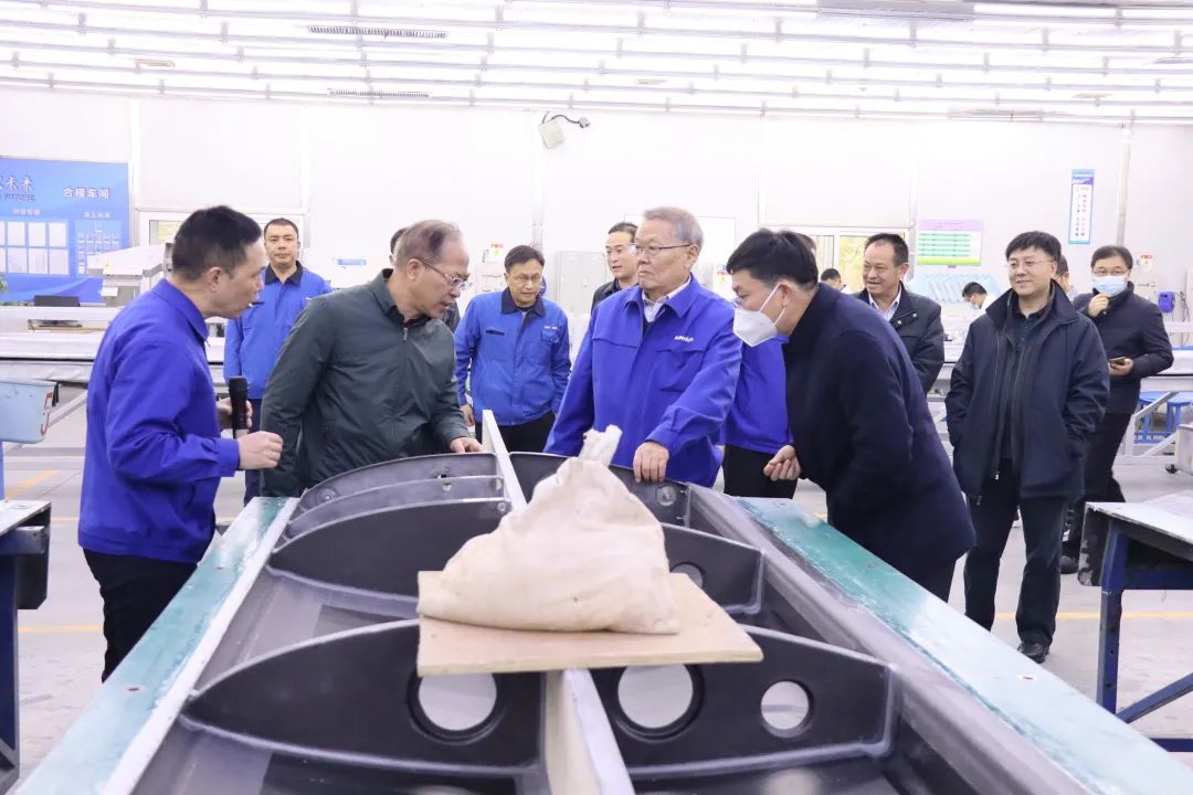 广州市国资委主任陈德俊考察beat365官网航空产业基地