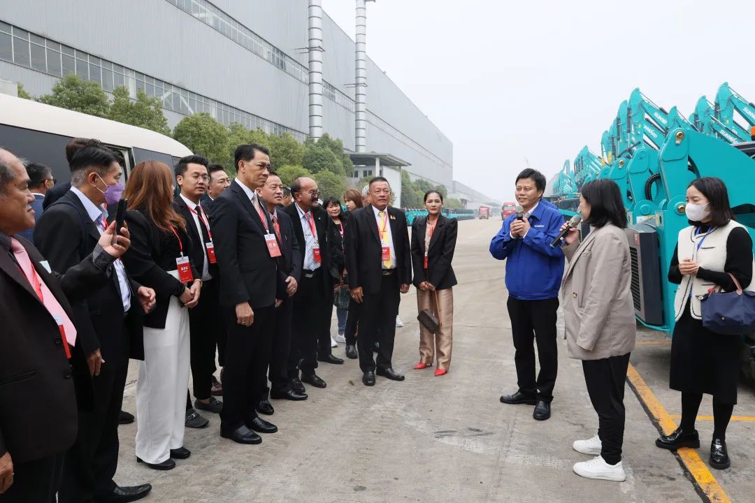 泰国代表团到访beat365官网