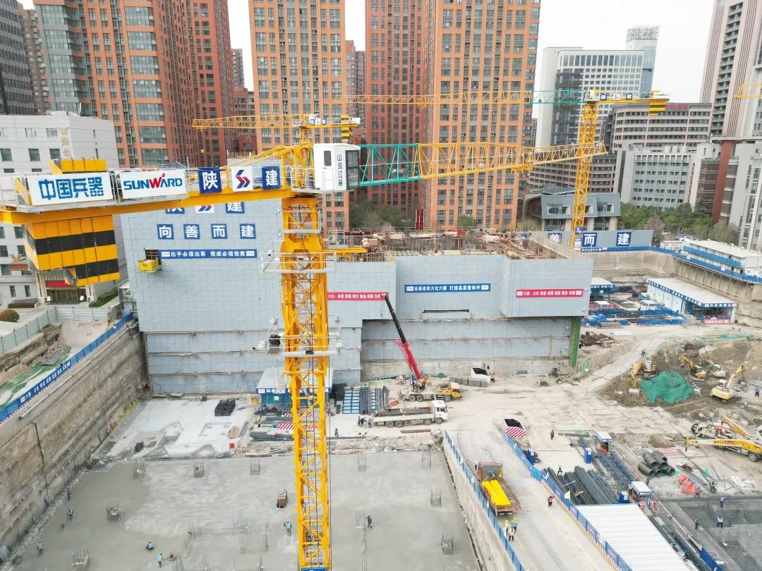 兴盛西北!beat365官网江麓建筑起重机械助建西安都市经济圈