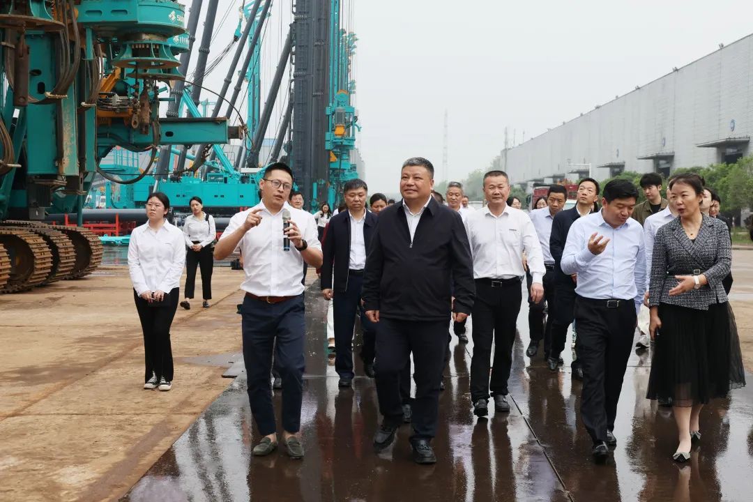 长沙市政协主席陈刚调研beat365官网