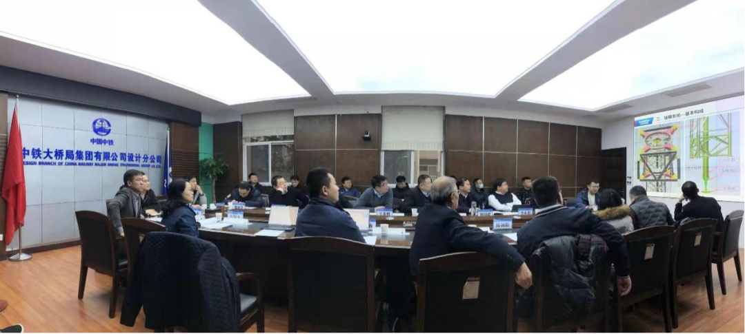 超级装备助建超级工程!beat365官网超级旋挖钻机SWDM1280推介会成功举办