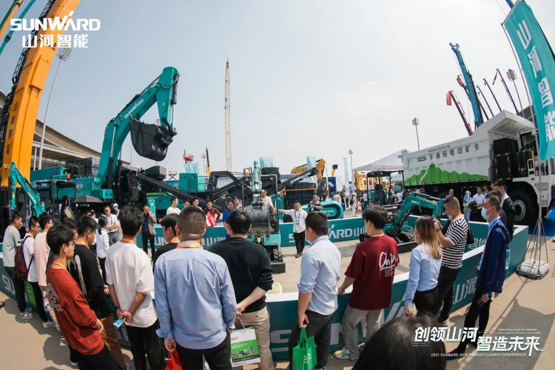 2023 CICEE | beat365官网亮相2023长沙国际工程机械展!智能化、电动化产品站C位