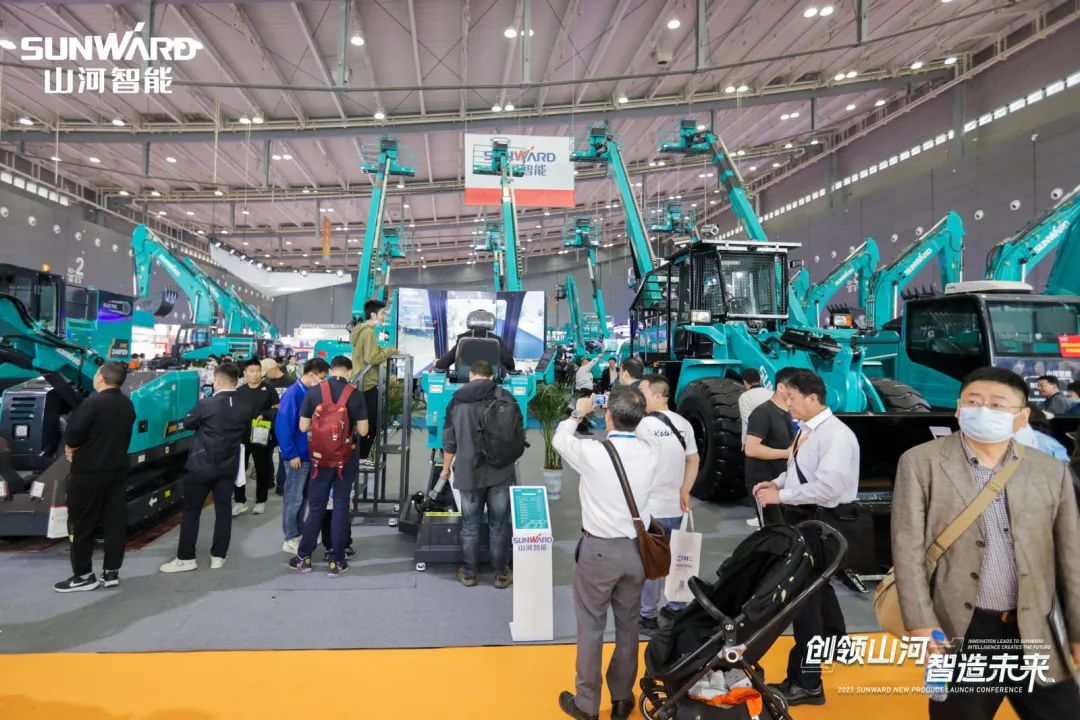 2023 CICEE | beat365官网亮相2023长沙国际工程机械展!智能化、电动化产品站C位