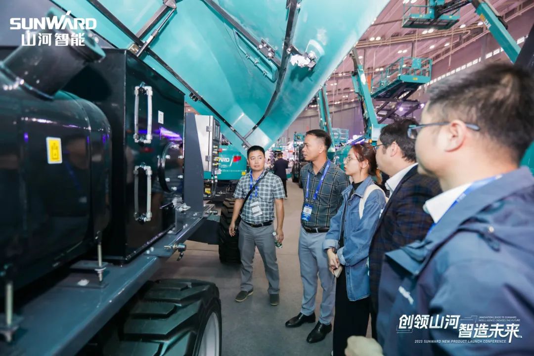 2023 CICEE | beat365官网亮相2023长沙国际工程机械展!智能化、电动化产品站C位