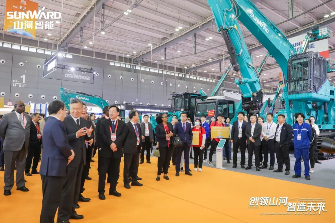 2023 CICEE | beat365官网亮相2023长沙国际工程机械展!智能化、电动化产品站C位