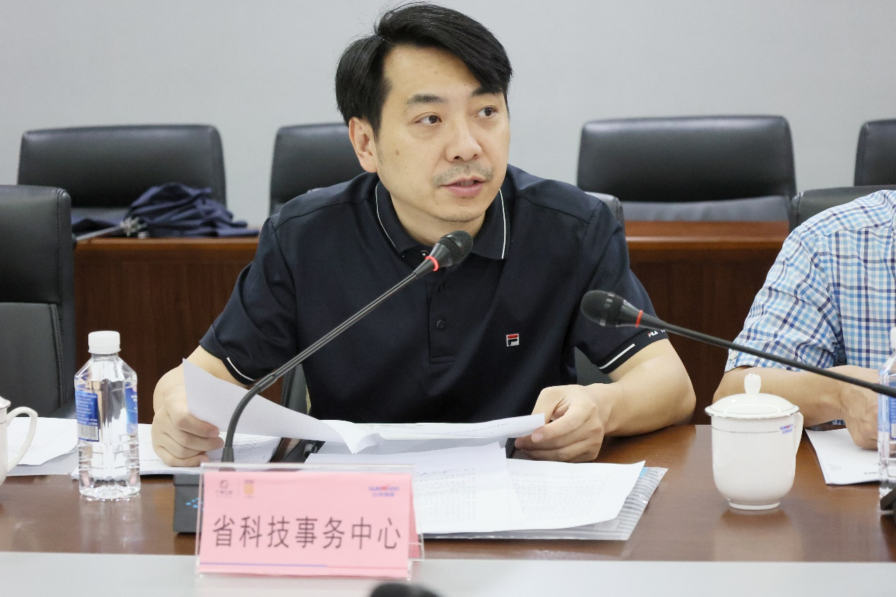 beat365官网“超大型油气管道绿色成套施工装备”项目顺利通过验收！