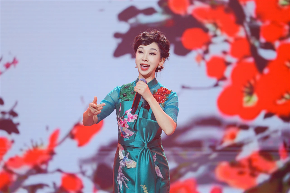 创新引领价值 理想成就未来——庆祝beat365官网成立25周年表彰大会暨文艺晚会隆重举行
