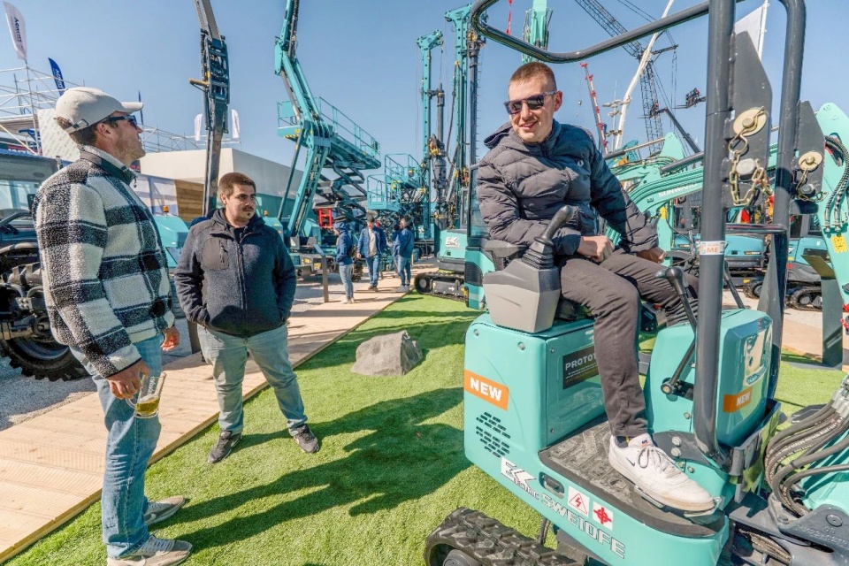 Bauma 2025 | 聚焦2025德国宝马展，探索beat365官网的创新设备与可持续解决方案