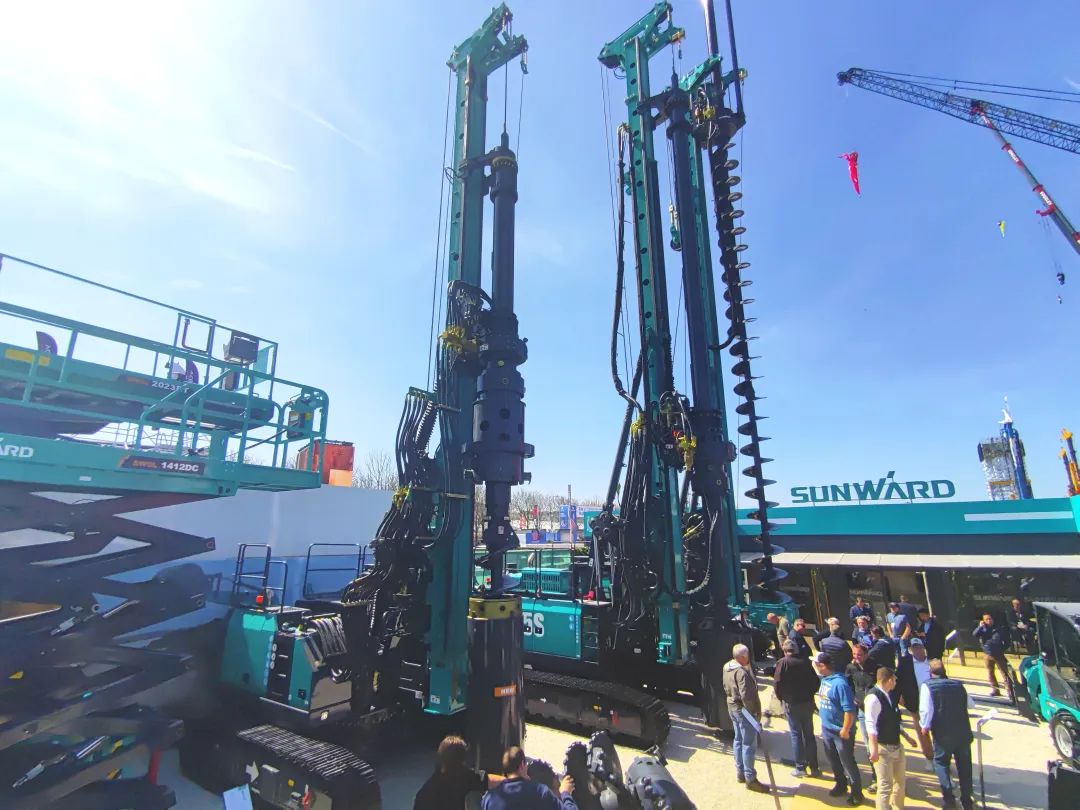 Bauma 2025 | 高端定制！beat365官网Pro系列旋挖钻机燃爆全场