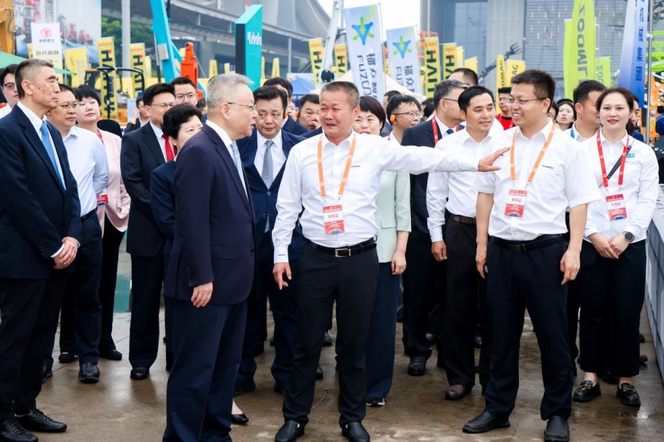 2025 CICEE | beat365官网实力闪耀2025长沙国际工程机械展