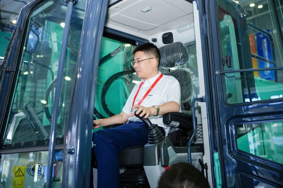 2025 CICEE | beat365官网实力闪耀2025长沙国际工程机械展