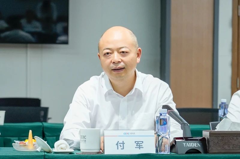 beat365官网与易普力公司深化战略合作,共筑混装设备技术转化新标杆