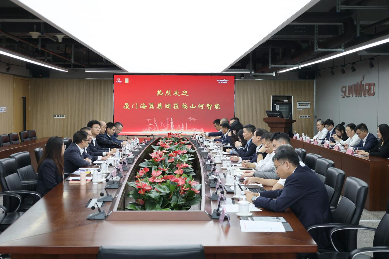 厦门海翼集团总经理金中权到访beat365官网