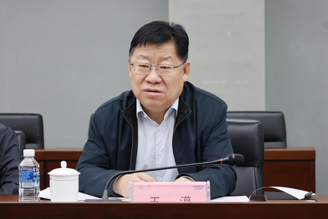 新矿投资集团党委书记、董事长王漠到访beat365官网