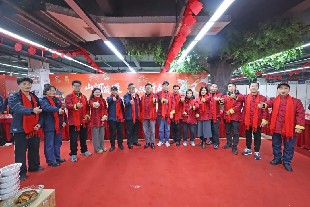 笔墨迎春,祝福暖心!在beat365官网“囤”年味、送温暖、迎新春